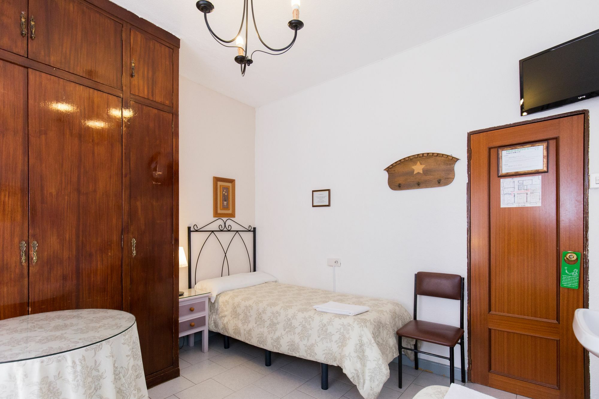 Pension Mesones Granada Exterior photo